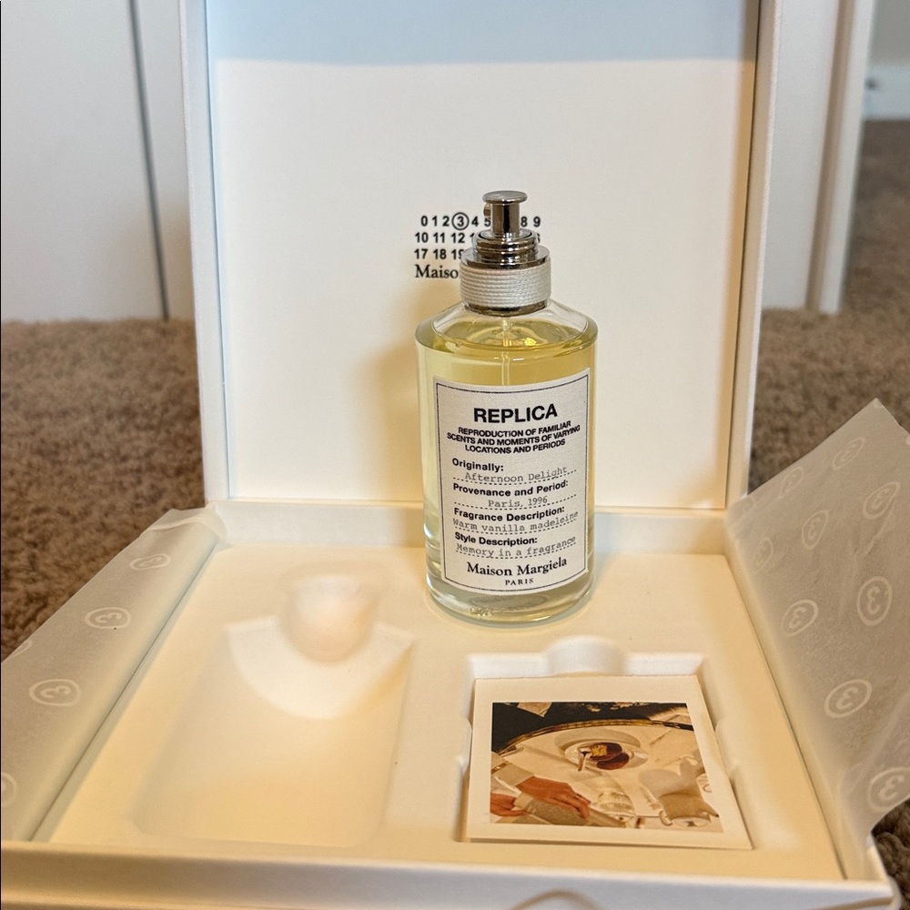 Maison Margiela 'REPLICA' Afternoon Delight Vanilla & Sandalwood - Picture 4 of 4